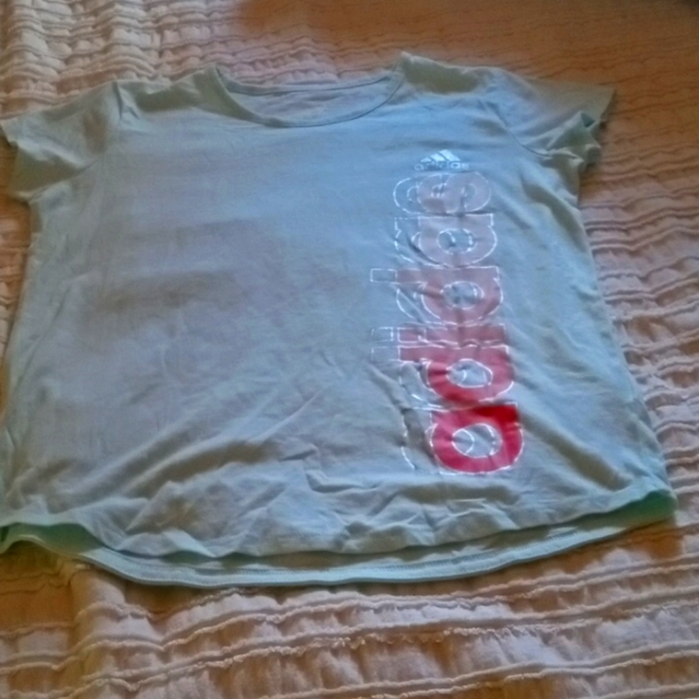 Adidas tee